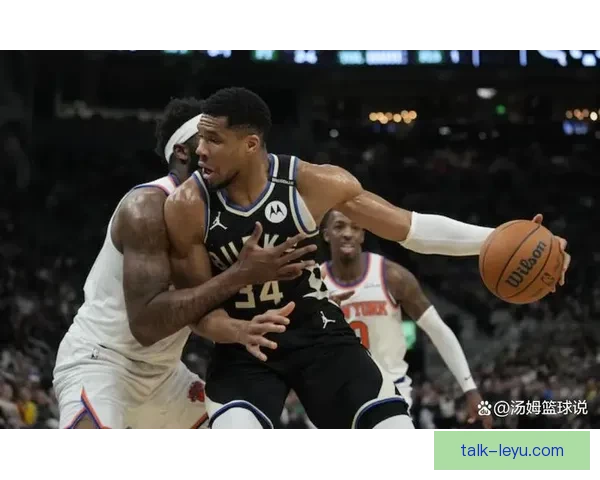 NBA季后赛争夺白热化多队冲刺排名球星表现引爆赛场焦点持续升温